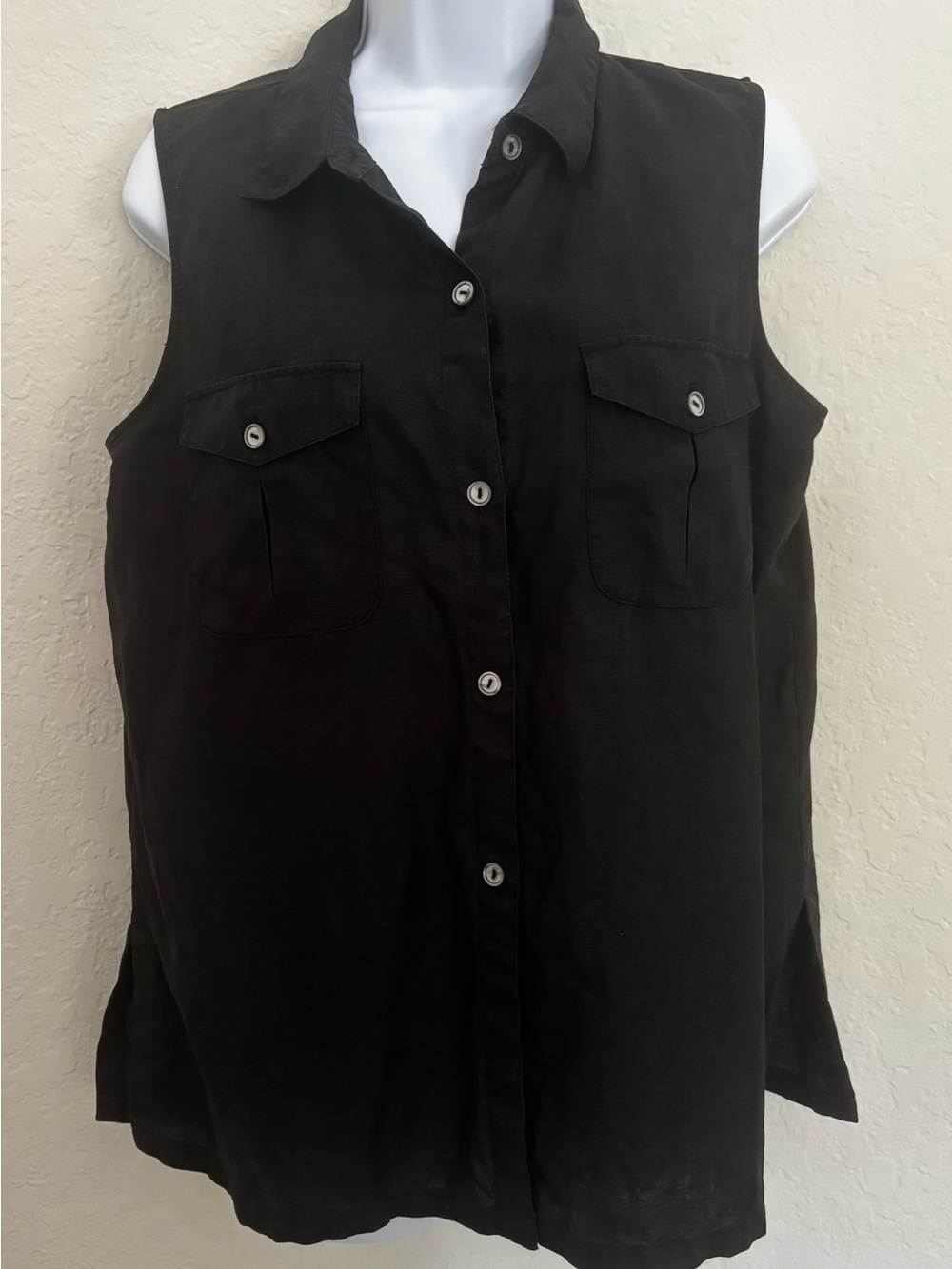 Real Clothes Saks 5th Ave Irish Linen Black Sleeveless Shirt SZ 14